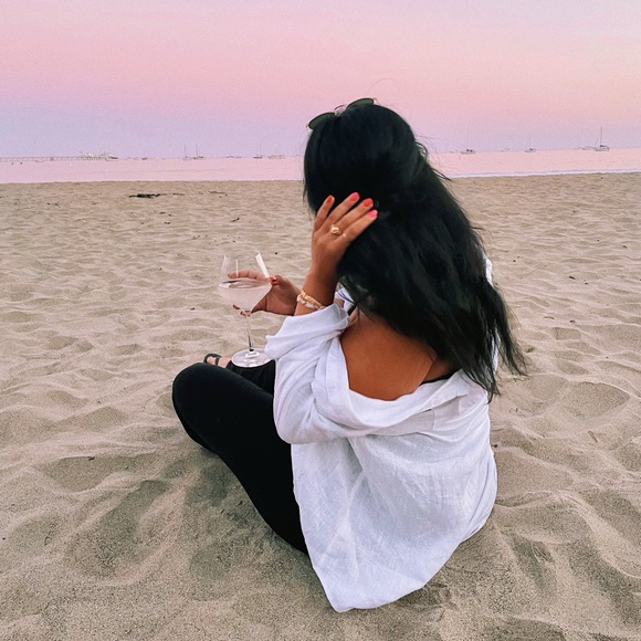 Meet your Posher, Dalia - Picture 1 of 1